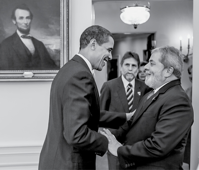 President Lula at the White House with President Barack Obama 2009 Photo by - photo 2