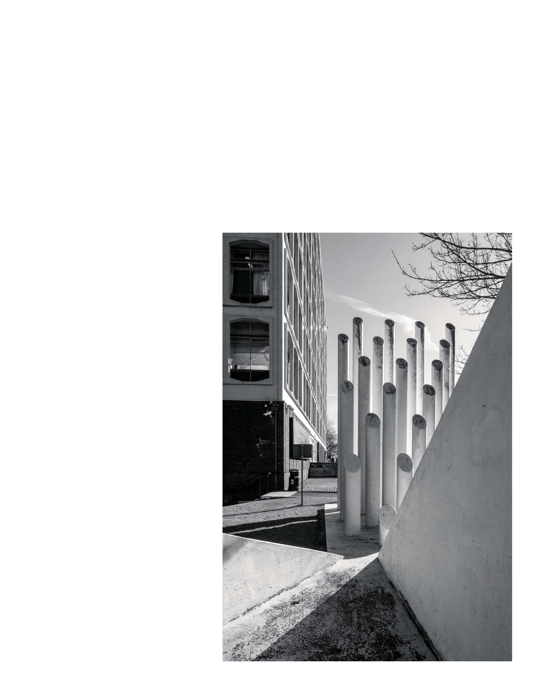 Hubert Dalwood Echelon with Concrete Pillars Charles Anderson Concrete - photo 31