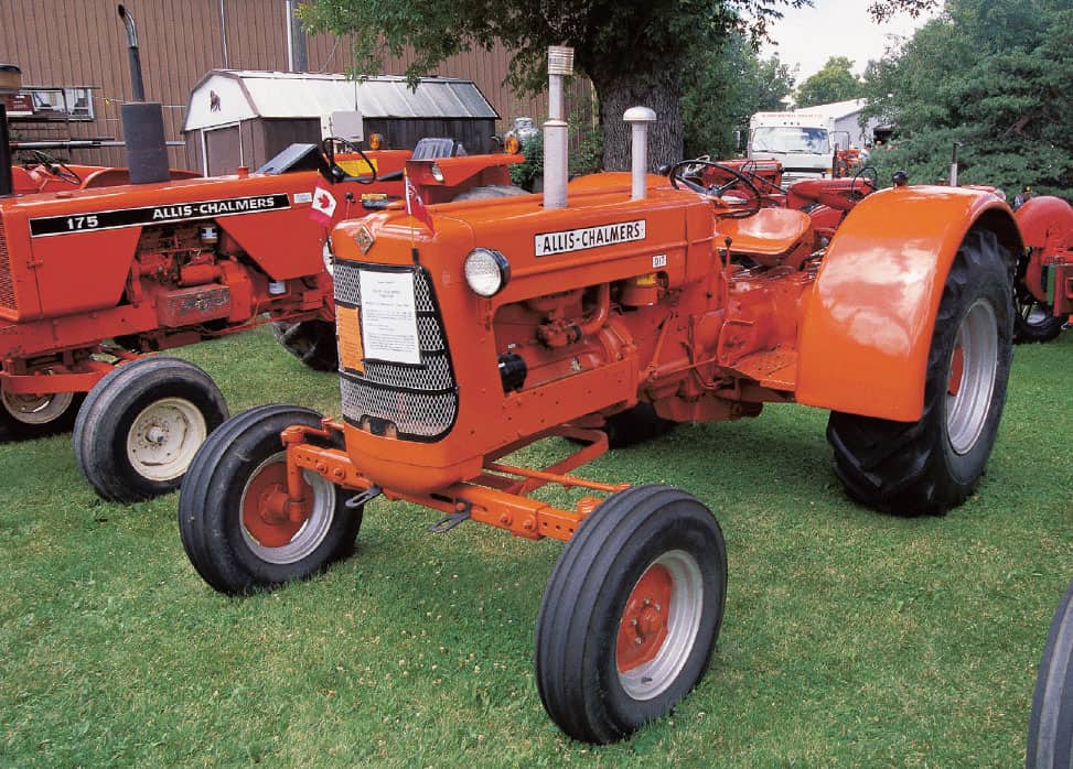 Antique tractor collectors often look for unusual models or variations within - photo 6