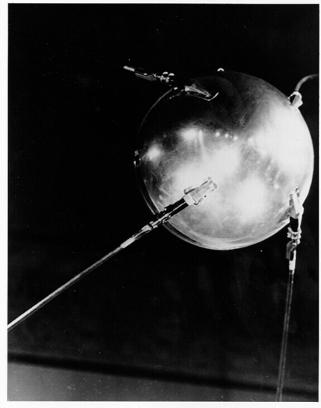 Sputnik-1 Thanks to its transmission and the bright mark it created in - photo 4