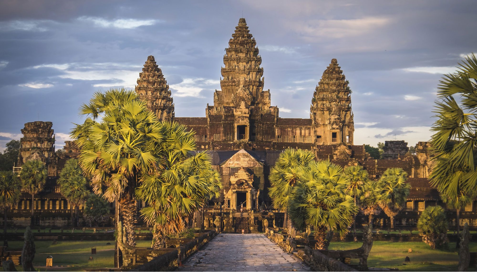 The main entrance of the Angkor Wat complex Cambodia The future therefore - photo 4