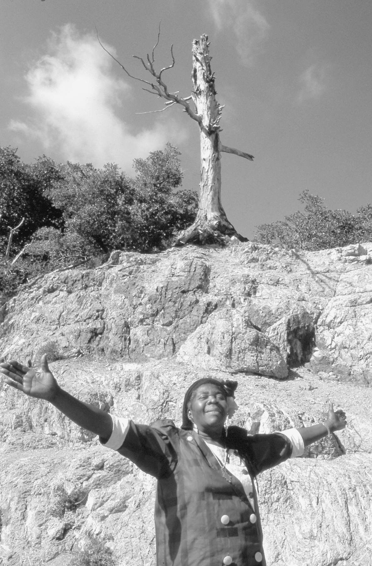 Bob Marleys mother Cedella Booker atop Mount Wilson above Los Angeles on - photo 2