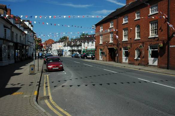 Alcester a market town of Roman origin at the junction of the River Alne and - photo 22