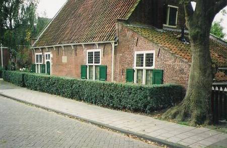 Spinozas house in Rijnsburg from 1661 to 1663 which operates today as a museum - photo 22