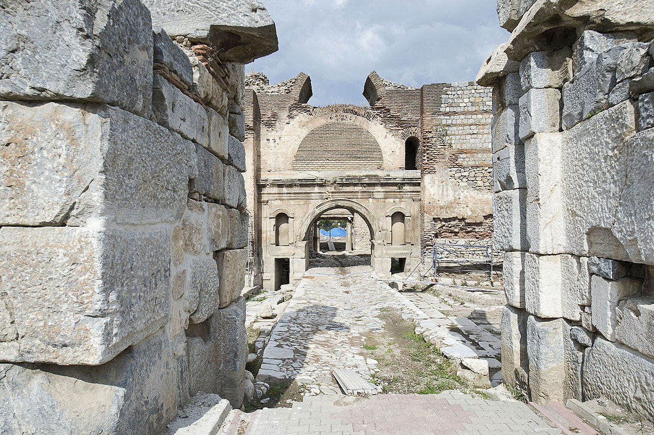 znik Walls at Istanbul Gate Nicaea Love Romances Translated by S - photo 15