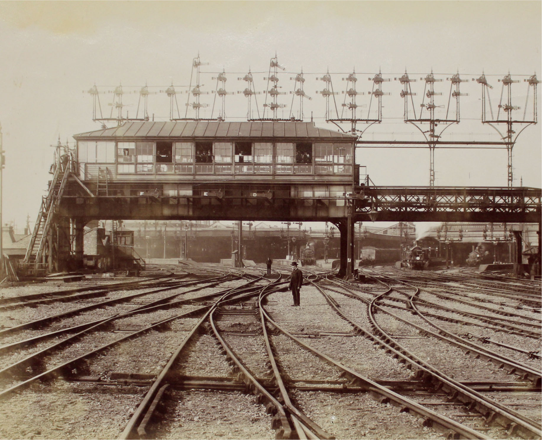 Waterloo Station Junction COPY1409219 First published in 2018 by Chris - photo 3