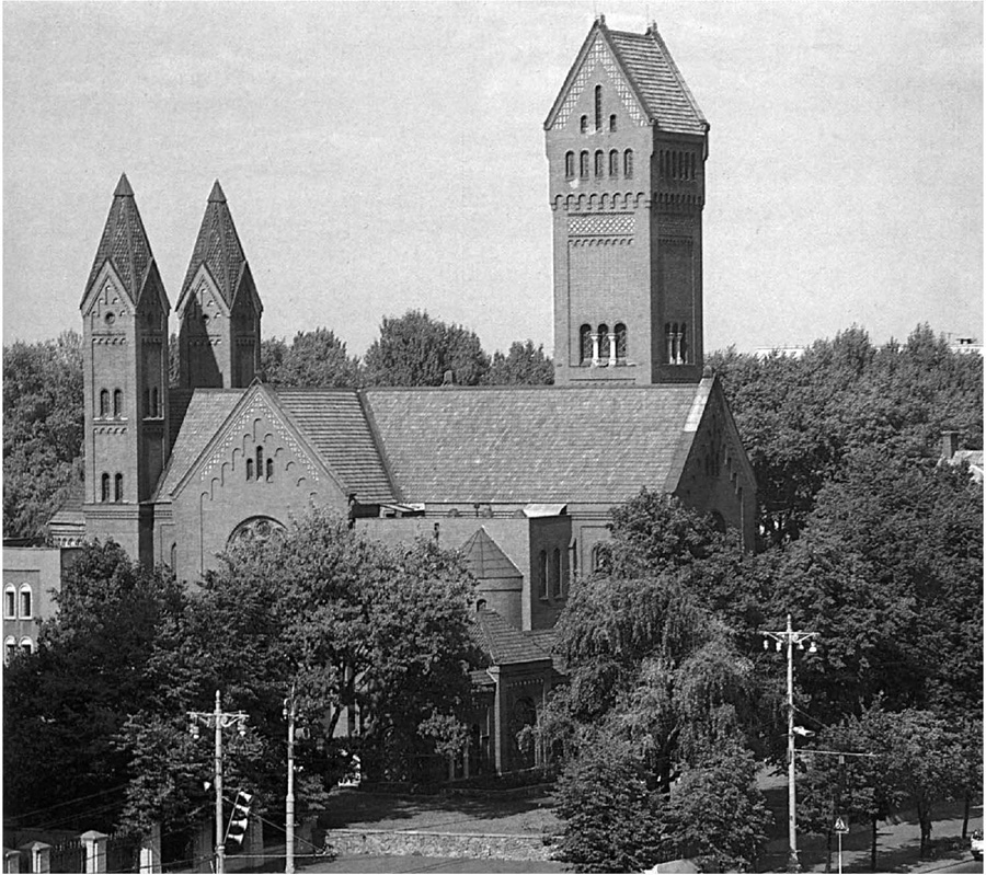 8 The Red Church Minsk the Church of SS Simon and Helena 190510 Scene of the - photo 9