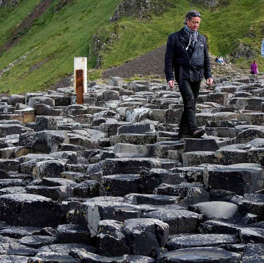 The Giants Causeway This astonishing assembly of more than 40000 hexagonal - photo 5