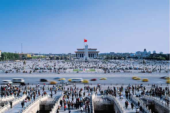 Tiananmen Square This gigantic open space at the heart of the city is simply - photo 7