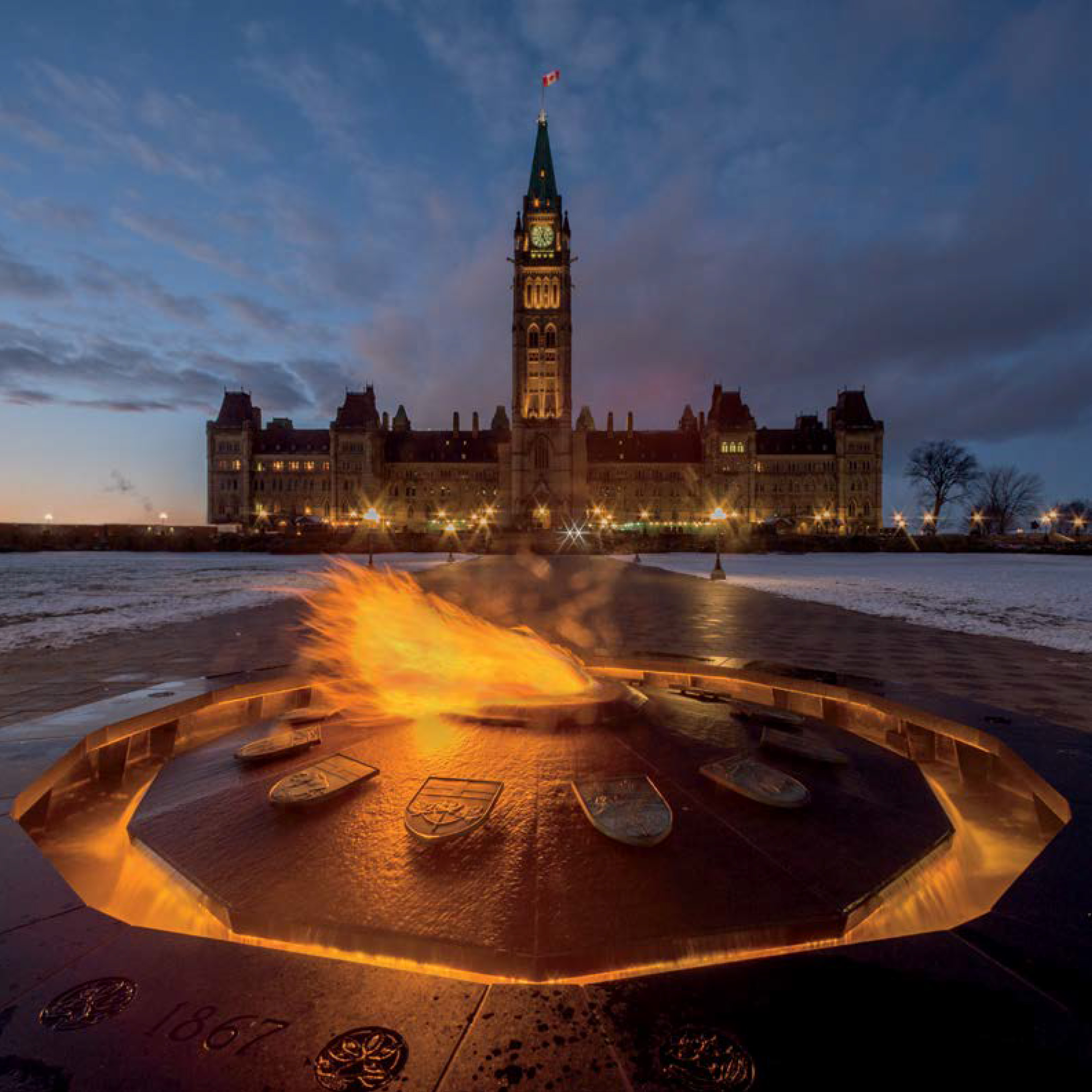 A Portrait of Canadas Parliament Un portrait du Parlement du Canada - photo 10