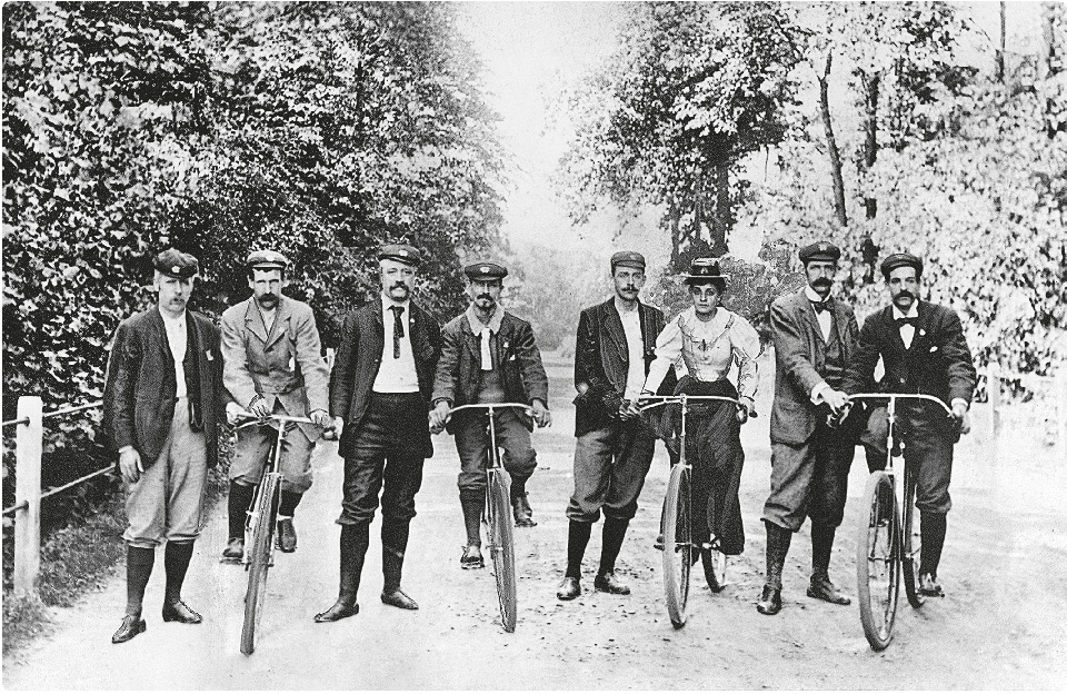 A rare picture of the pioneer members of the Novocastrian Cycling Club in 1891 - photo 4