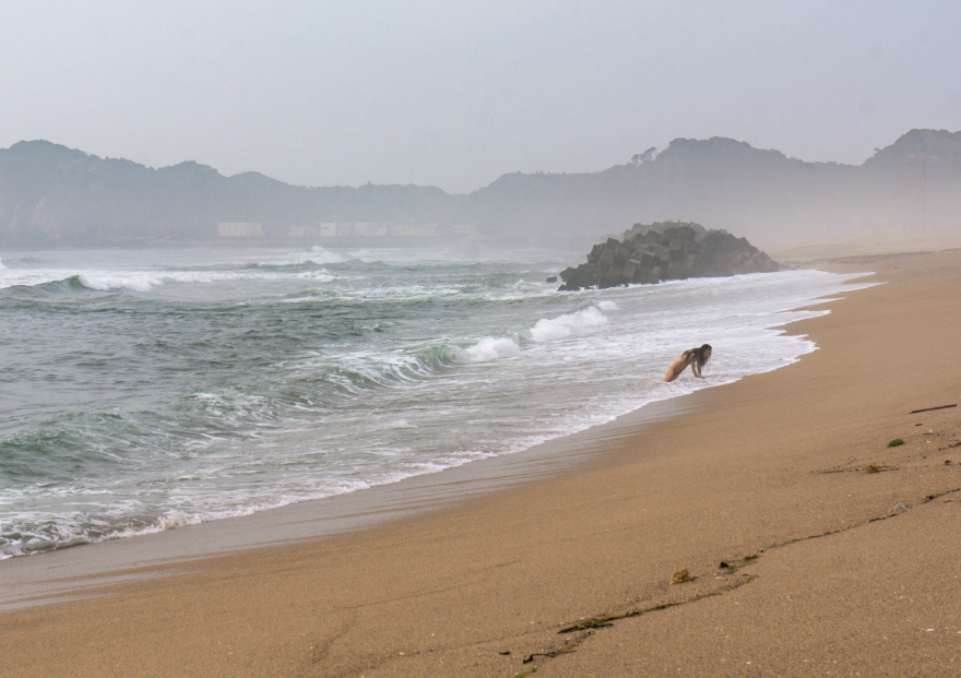 A BODY IN FUKUSHIMA - photo 6