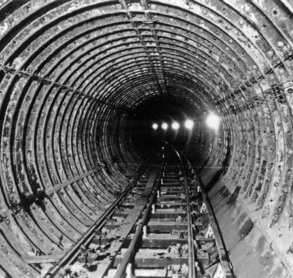 Tunnel vision a section of newly constructed Tube on the Piccadilly Line - photo 3