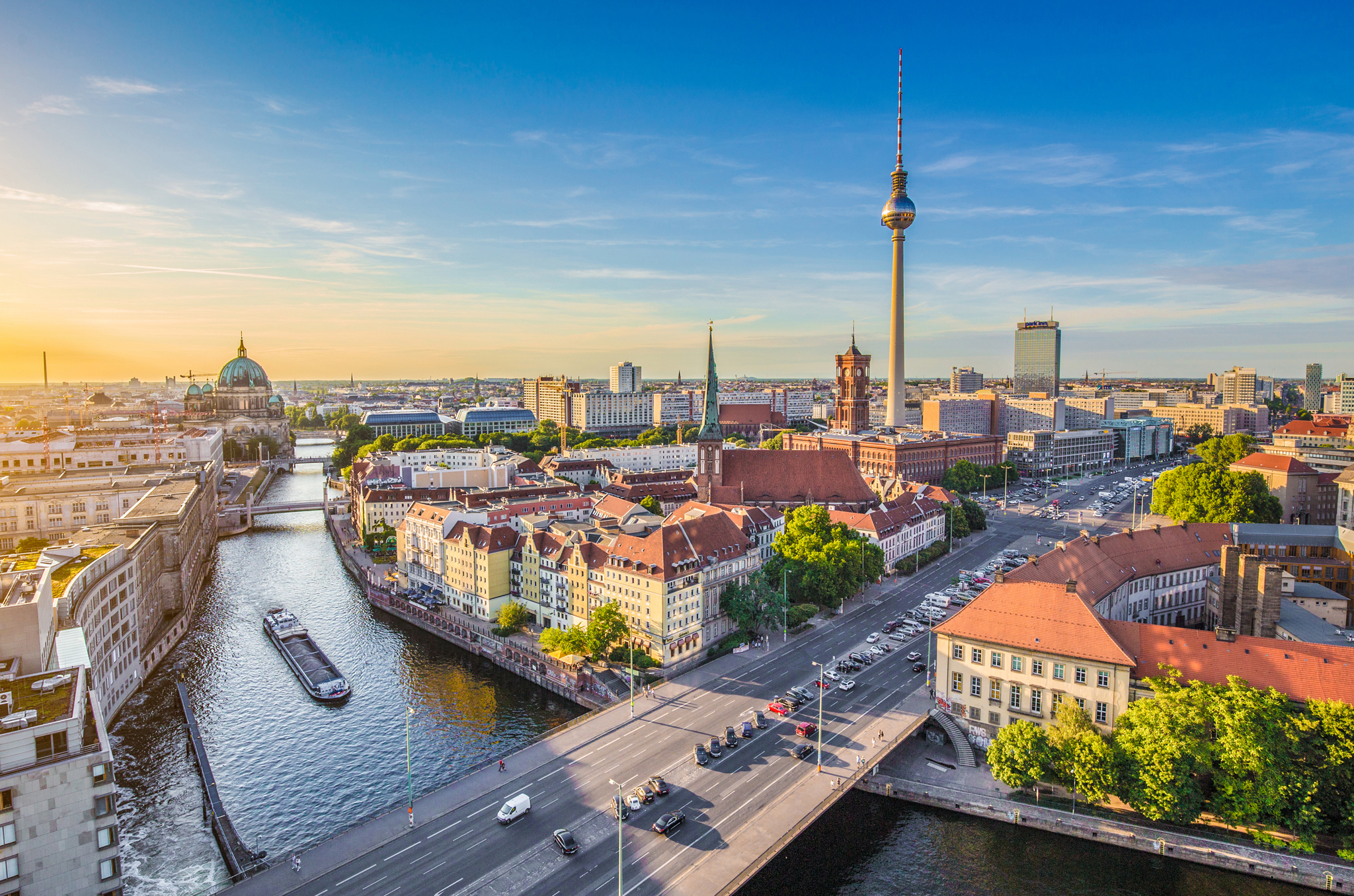 t The Mitte district divided by the Spree Welcome to Berlin Reasons to Love - photo 4