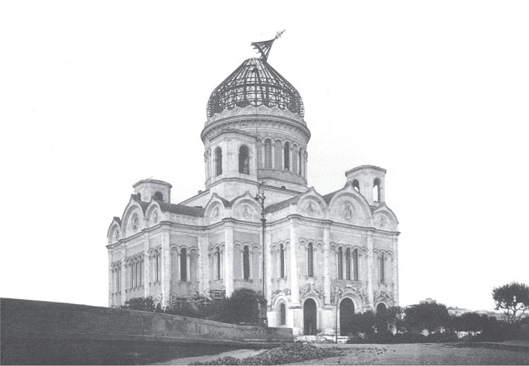 The destruction of the central cupola of the Cathedral of Christ the Saviour - photo 2