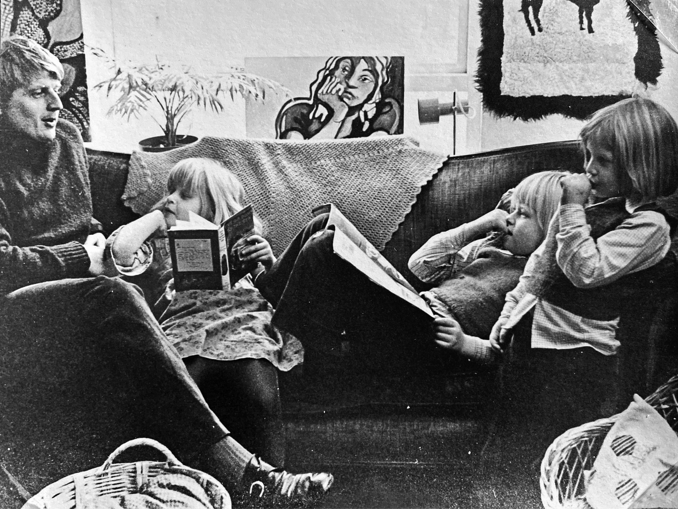 Johnson family sitting room in Primrose Hill ca 1972 Left to right - photo 3