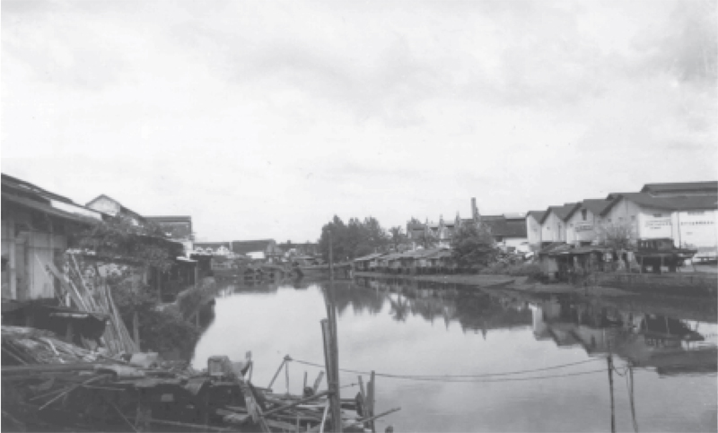 The Singapore River A Social History 1819-2002 - photo 25