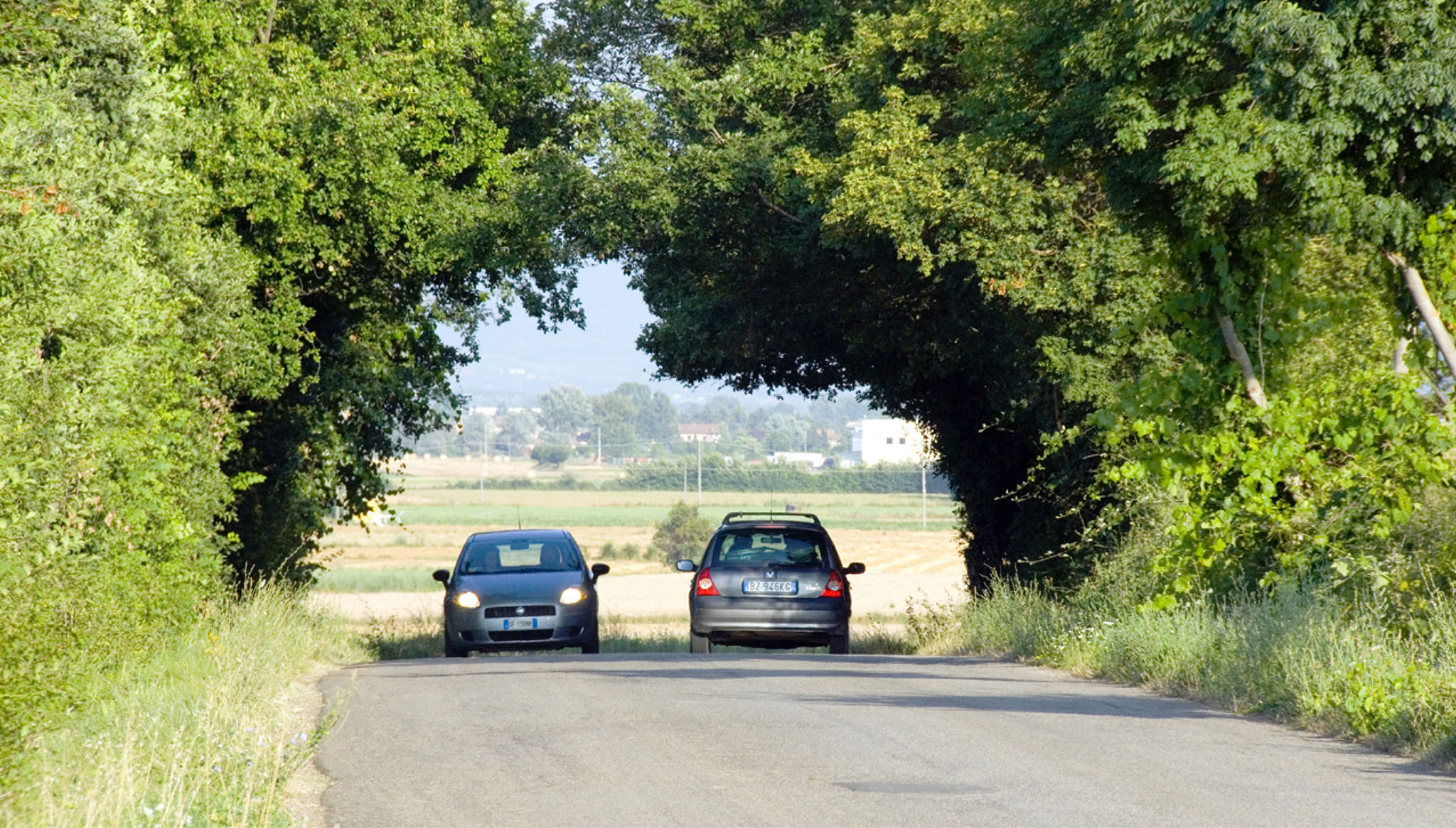 Driving along the quiet roads of Umbria g Introducing Italy The best way - photo 3