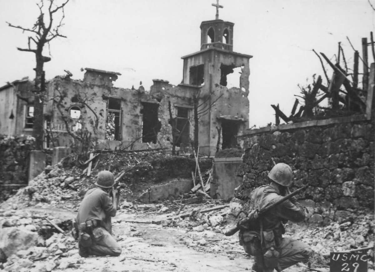 At dawn on May 29 1945 the 1st Marine Division began their fifth consecutive - photo 2