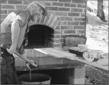 Alan Scott baking and teaching at Rani and Keiths Notice how convenient it is - photo 2