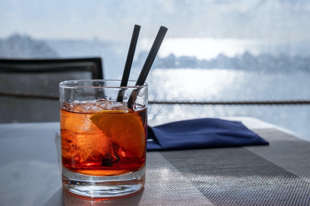 This beautiful blend of beverage and cocktail would give you a thrilling taste - photo 10