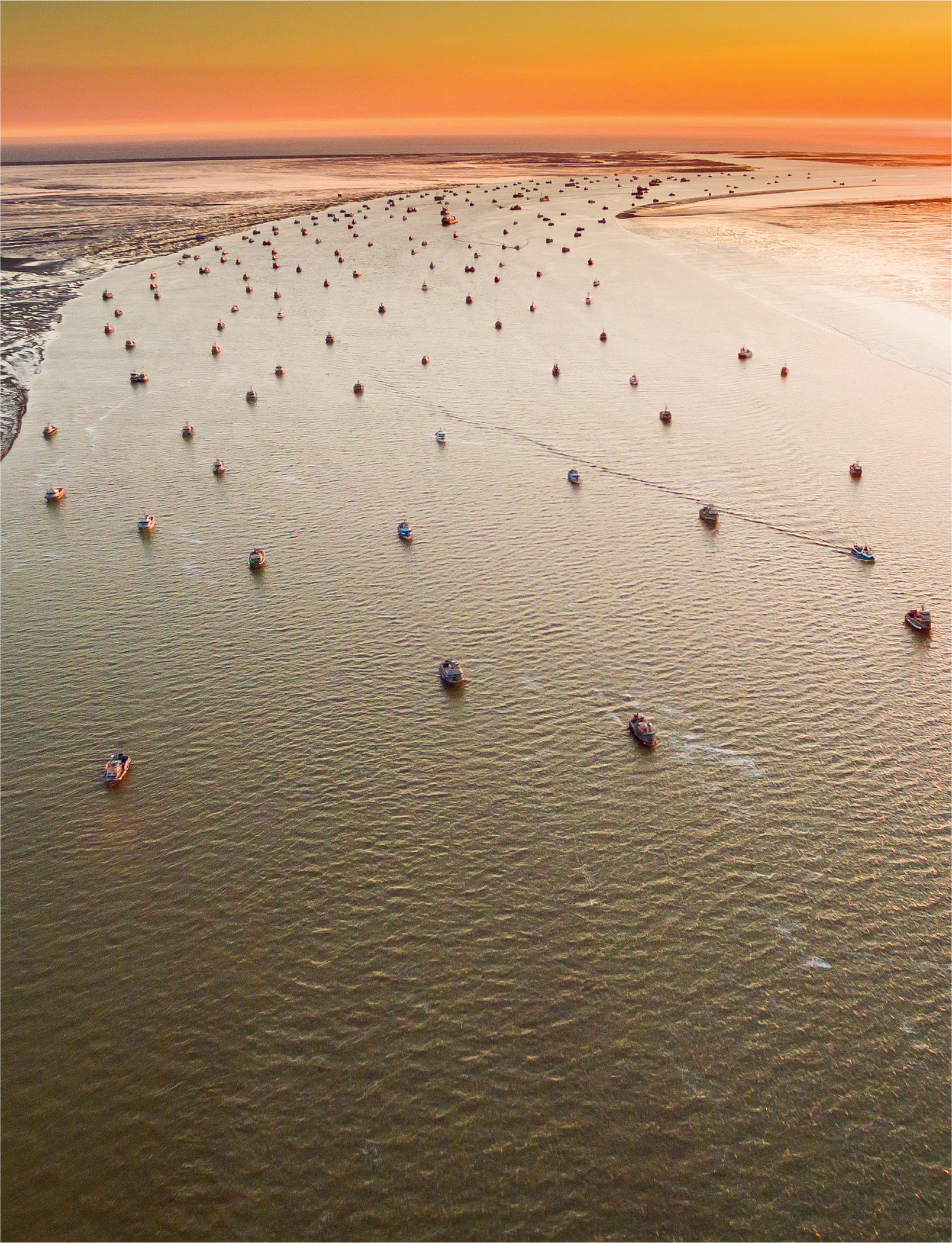 Salmon fishing boats at anchor behind Goose Spit in the Egegik River Bristol - photo 8