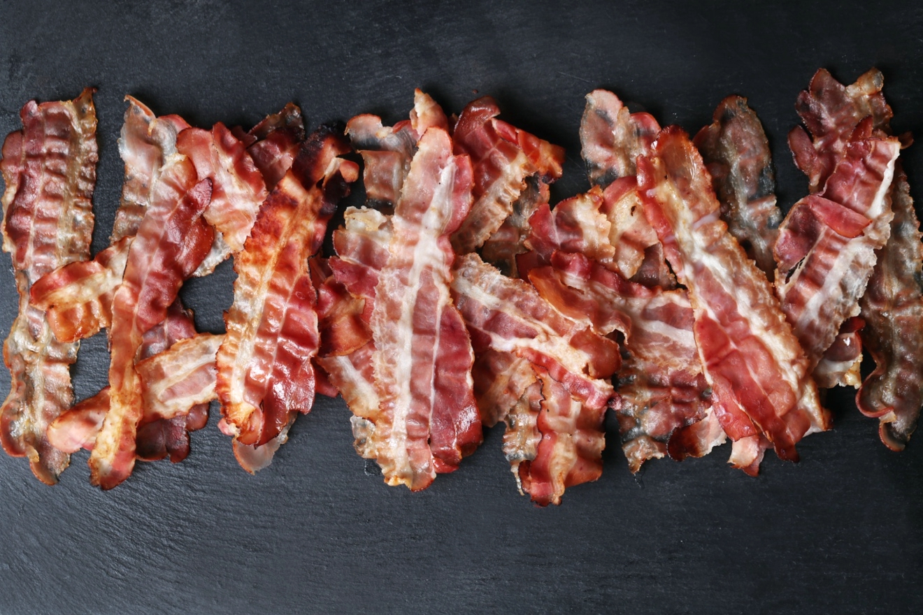 This simple oven baked bacon will blow your mind and offer extra time in the - photo 6