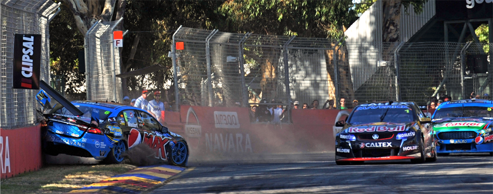 The Adelaide Parklands circuit always provided an action-packed start to the - photo 5