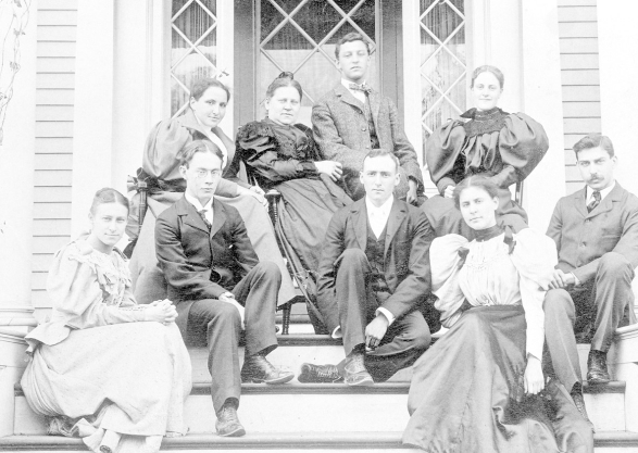 Gertrude Stein left back at Radcliffe College with Harvard Students c 1905 - photo 19