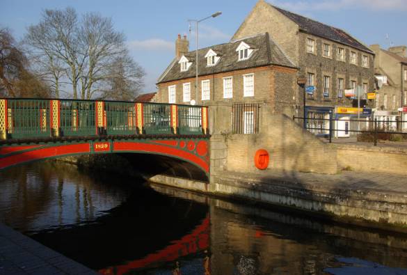 Thetford a market town in Norfolk England Paines birthplace The Thomas - photo 15