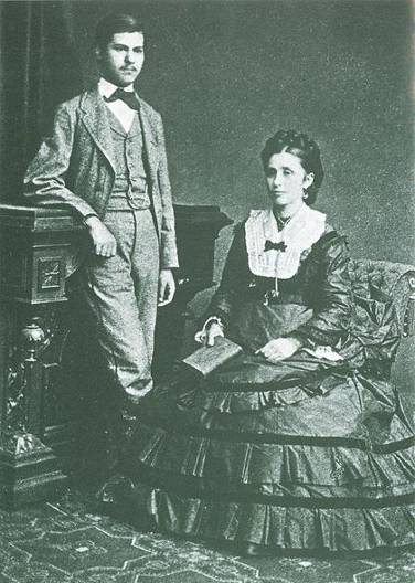 Freud aged 16 and his mother Amalia 1872 In 1882 Freud began his - photo 8