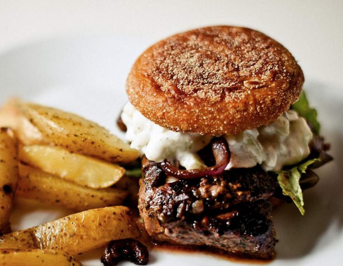 This is the perfect burger dish for you to make whenever you want to impress - photo 9