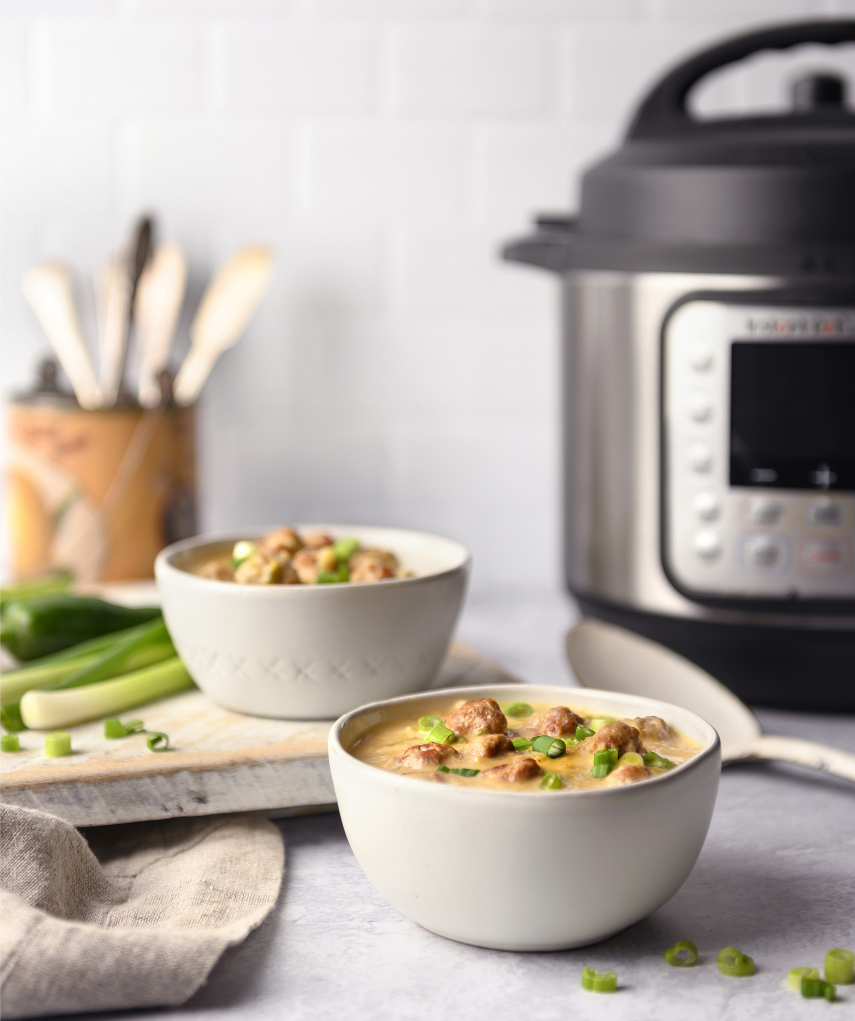 Introducing the Instant Pot Mini The Instant Pot Mini provides all of the - photo 4