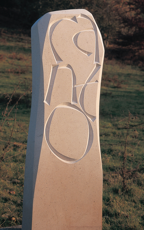 John Neilson Canto Hopton Wood limestone Text in Spanish by artist also on - photo 3