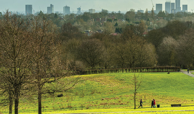 Manchester skyline from Heaton Park River - photo 2