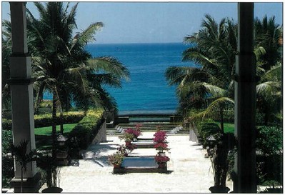 The Nikko Bali Resort at Nusa Dua features a stunning landscaped garden atop a - photo 4