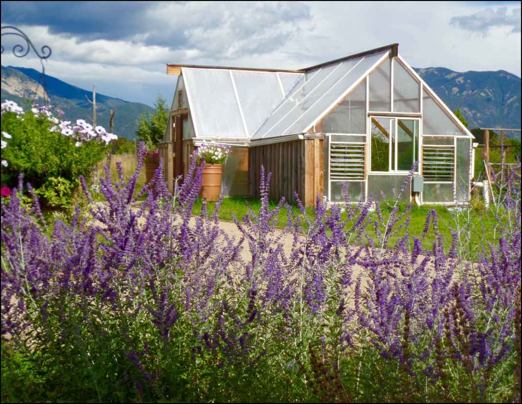 Teds Greenhouse Creating a Four-Season Passive Solar Greenhouse From the - photo 1