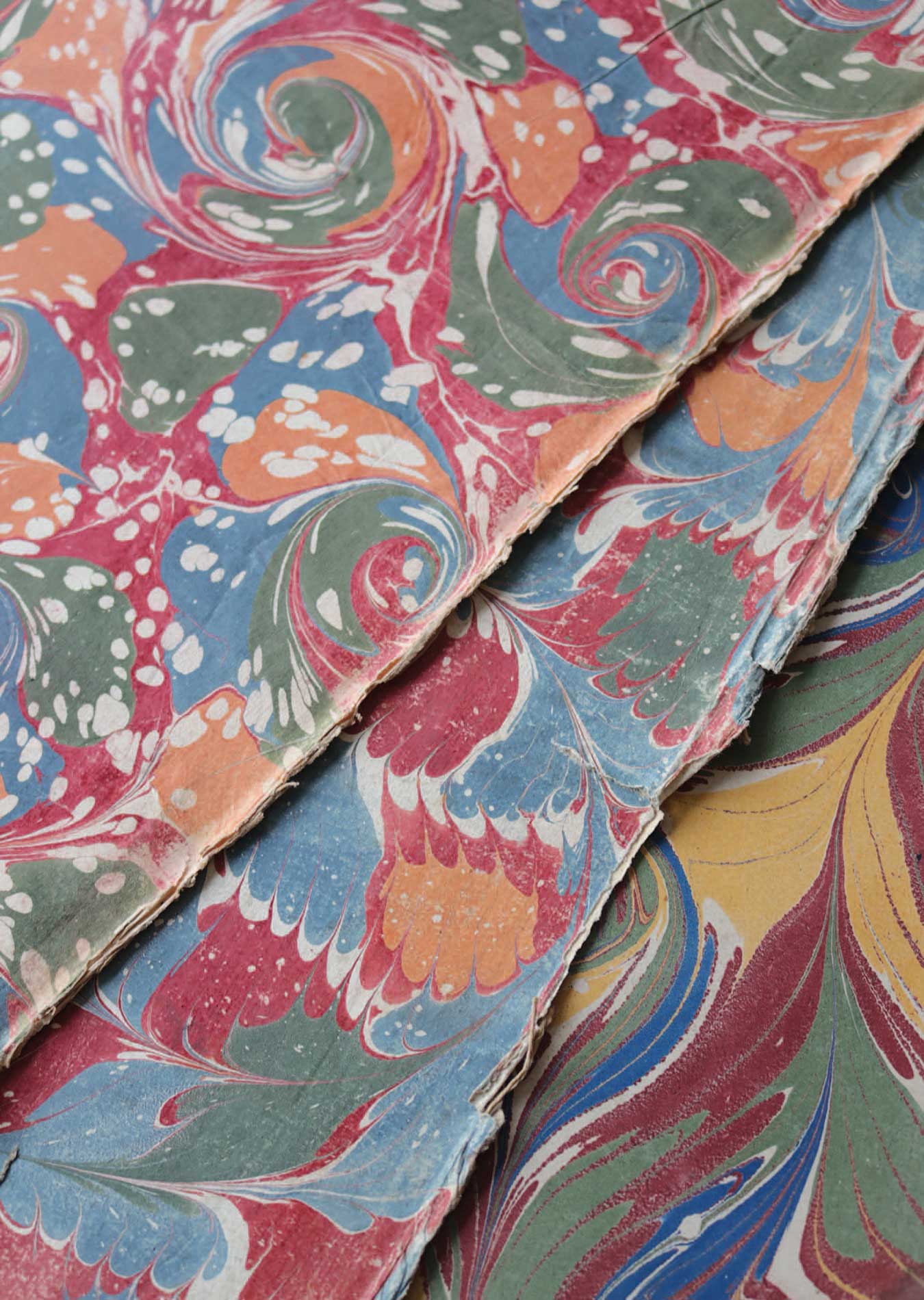 Endpapers from early eighteenth-century books showing the colours generally - photo 5