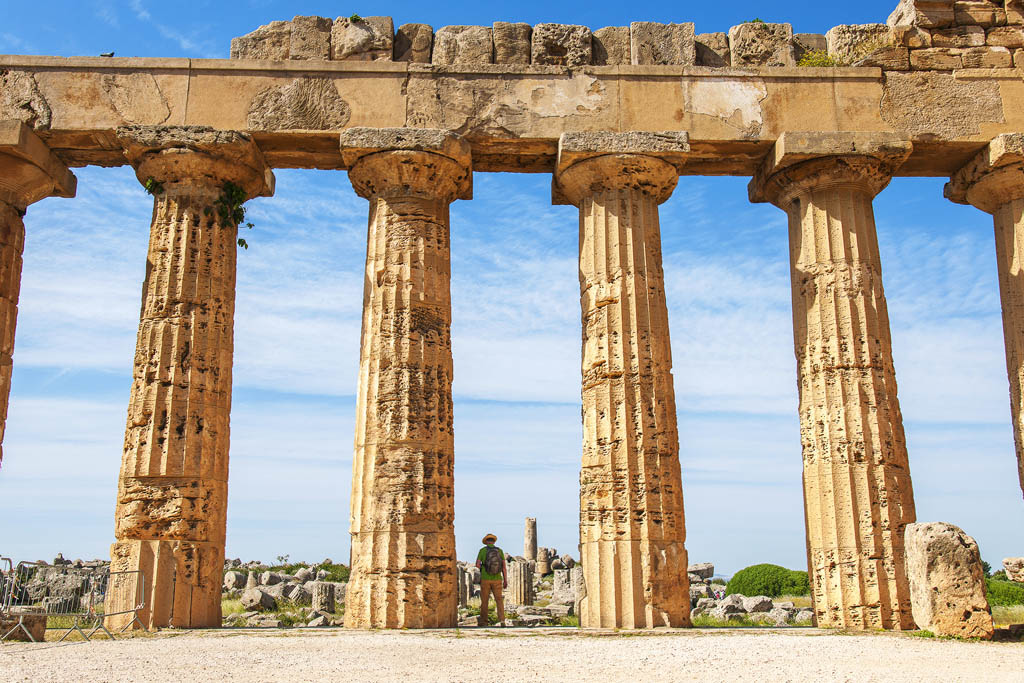 Temple E MAREMAGNUMGETTY IMAGES Why I Love Southern Italy By Cristian - photo 8