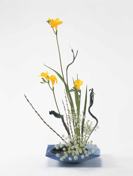 Moribana arrangement Vase Contemporary ceramic Foreword In my - photo 4