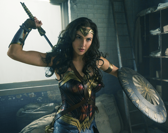 Wonder Woman Gal Gadot in full battle attire draws the God Killer sword - photo 2