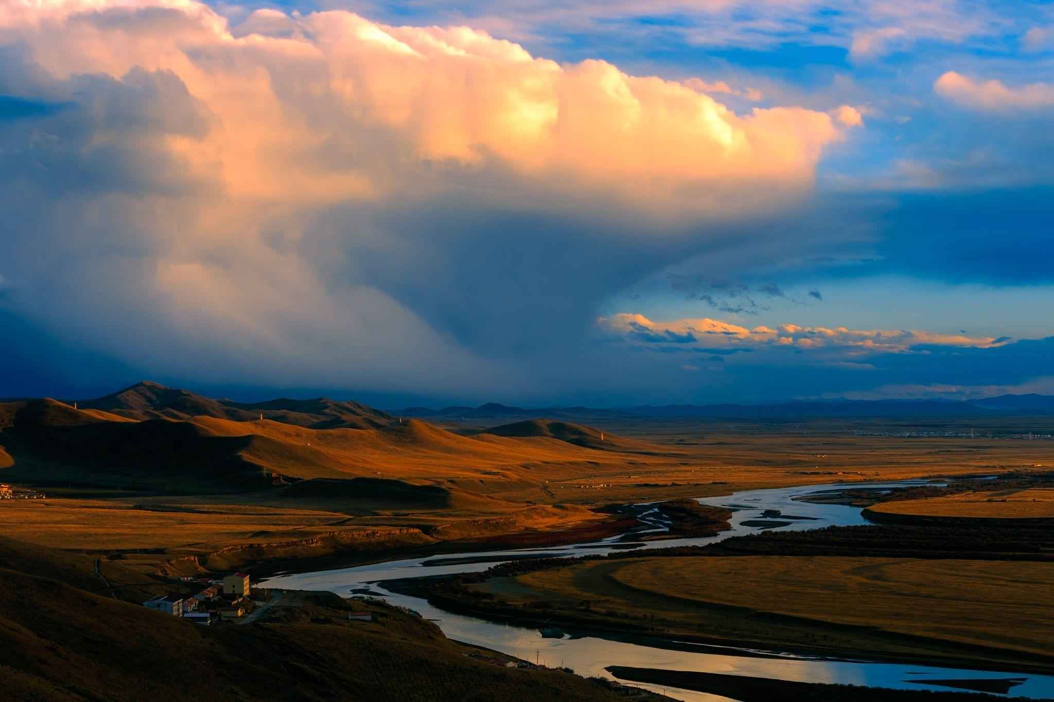 The Yellow River Valley was where ancient Chinese civilizations started It is - photo 1