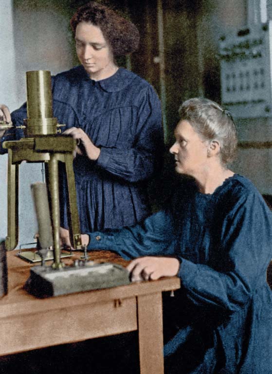 Marie Curie working with daughter Irne Joliot-Curie who along with her - photo 9