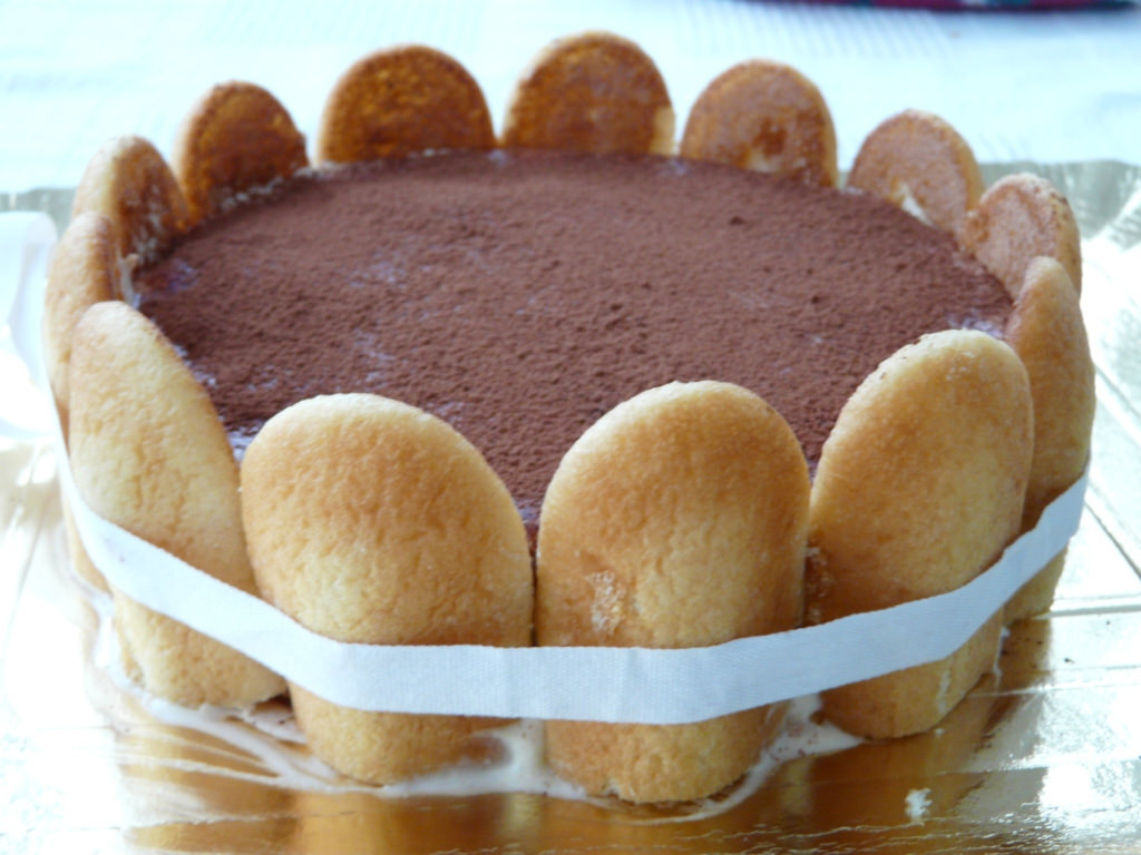 Try out this different tiramisu recipe in which sour cream and cream cheese are - photo 10