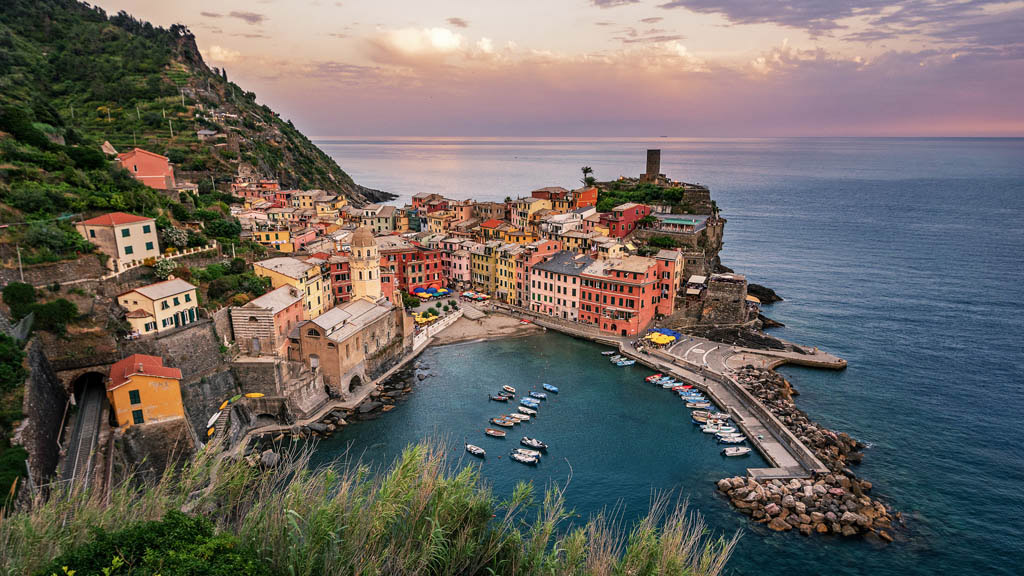 HOHENSEE PHOTOGRAPHY SHUTTERSTOCK Genoa Cinque TerreTop Sights - photo 4