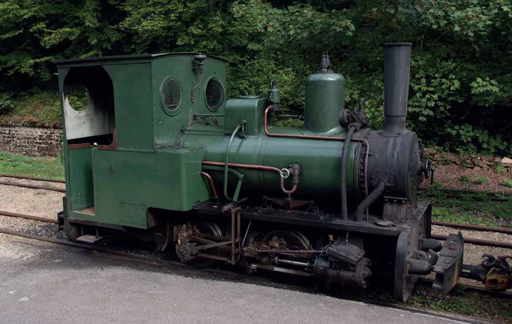 Very much an international machine 700mm gauge 0-4-0T no 4 KM 31751895 is - photo 2