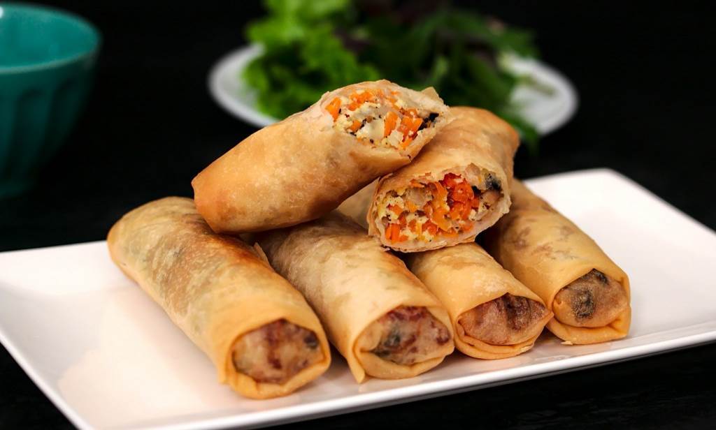 Egg rolls make great appetizers Serve with a Dipping Sauce Cooking Time 8 - photo 6