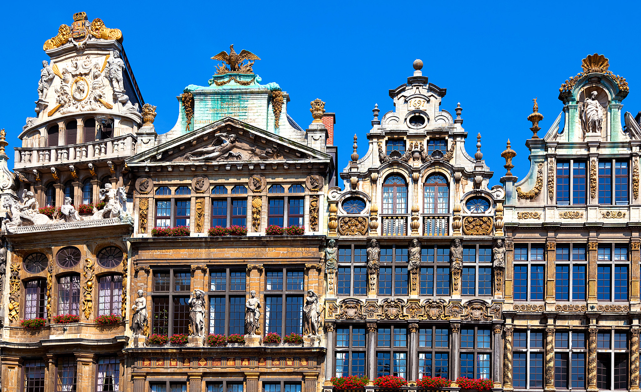 The magnificent architecture on display in the Grand Place Brussels Top 10 - photo 11