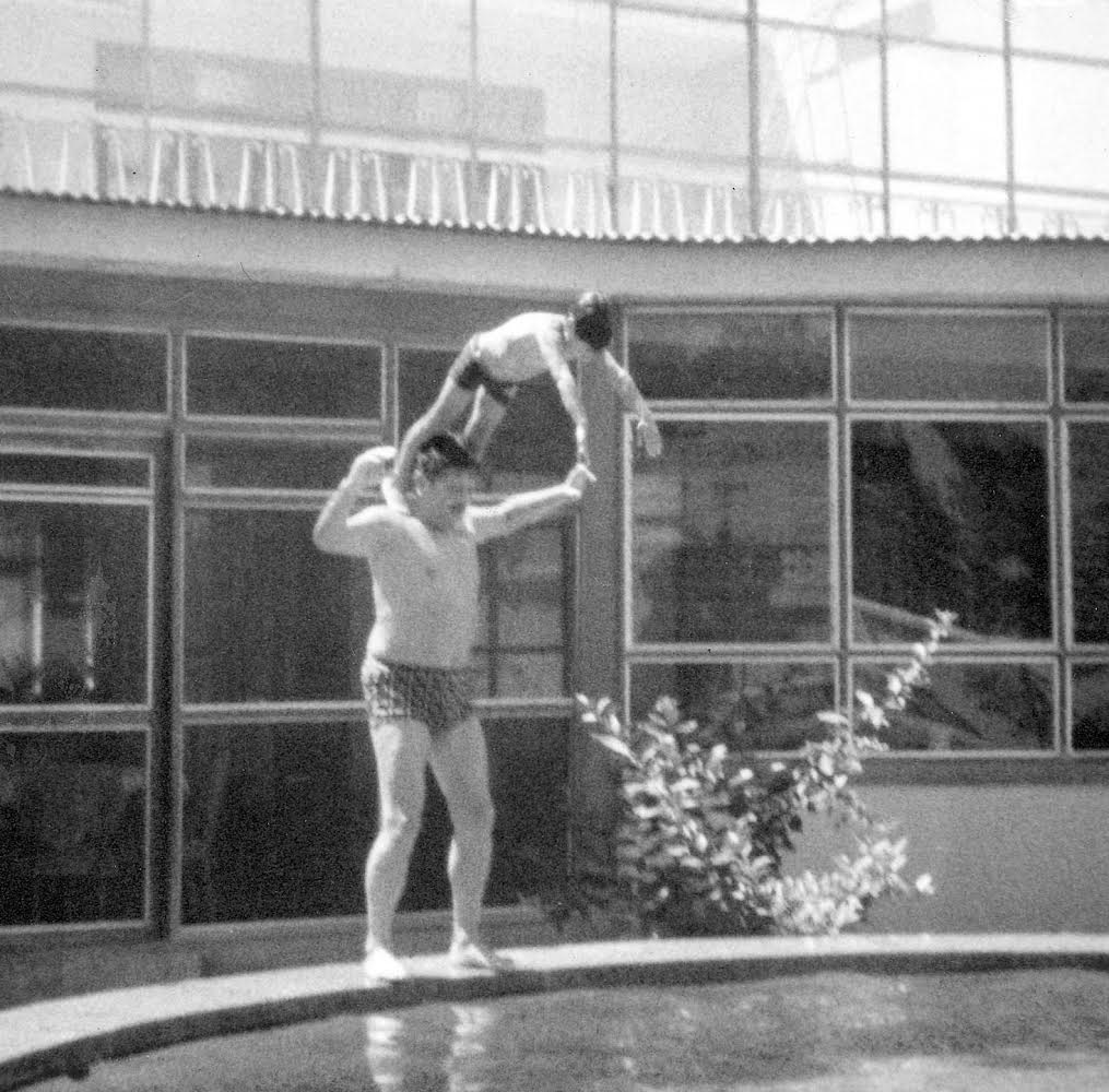 Renato Cisneros with his father 1980 To my brothers and sisters who had - photo 3