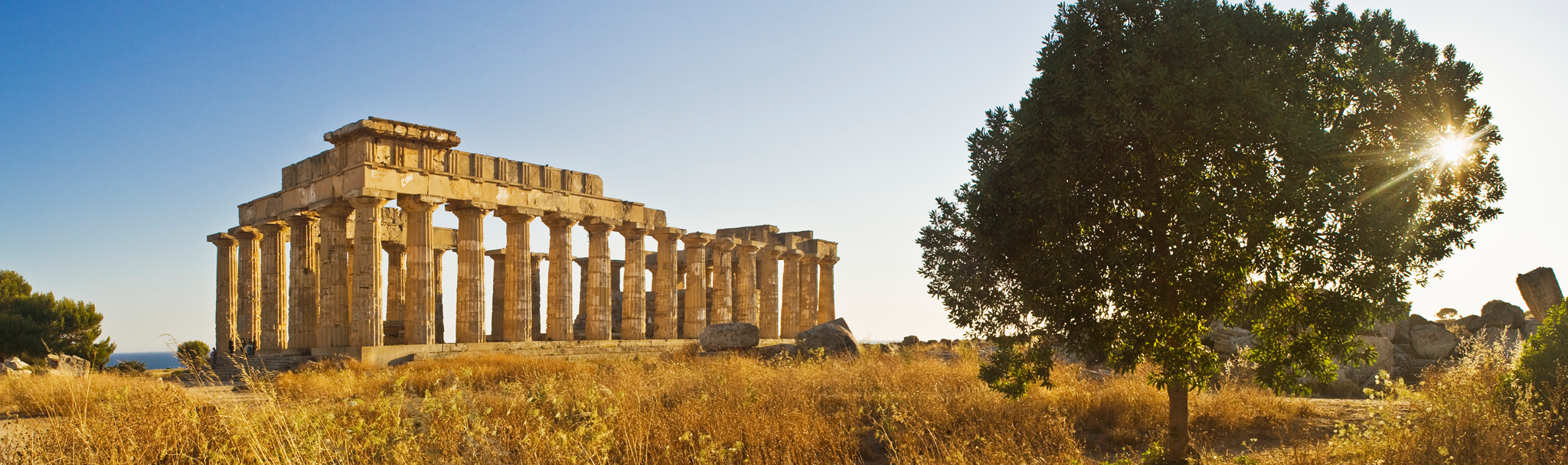 INTRODUCTION TO SICILY To say that Sicily isnt Italy is trite but true only - photo 4